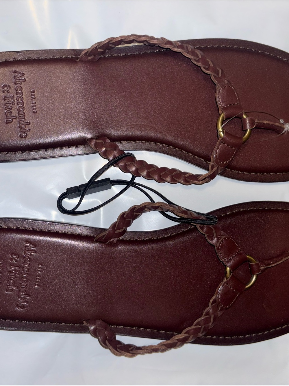 Abercrombie & Fitch Braided Brown Leather Ring-Accent Sandals